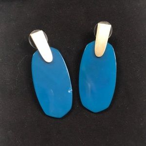 Beautiful Kendra Scott teal earrings